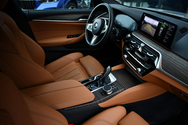 BMW 5 Serie 545e xDrive M-Sport Berninagrau ACC HiFi 20inch Shadow