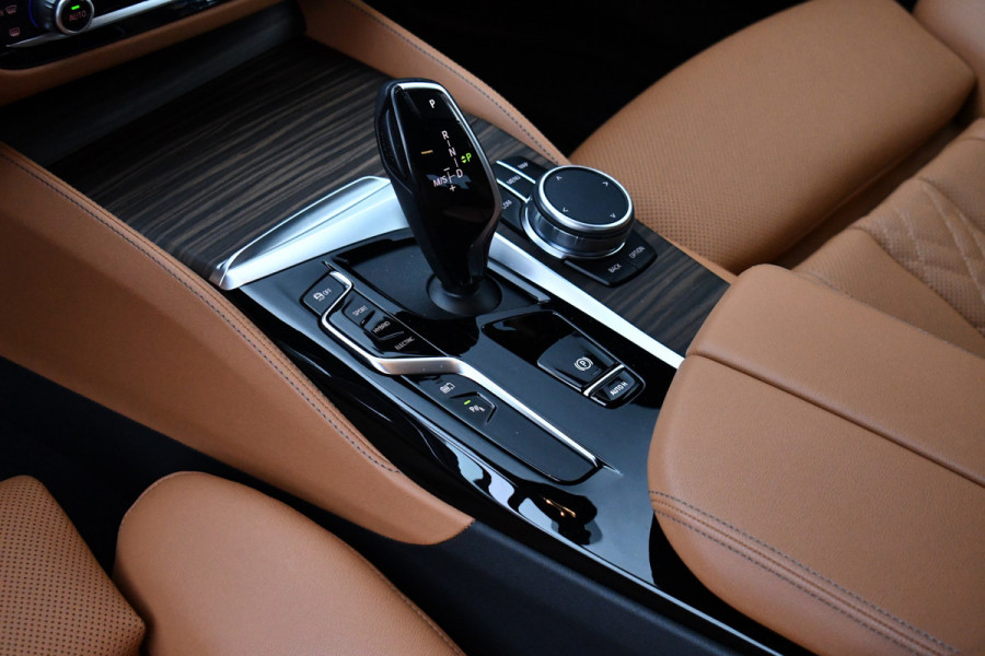 BMW 5 Serie 545e xDrive M-Sport Berninagrau ACC HiFi 20inch Shadow