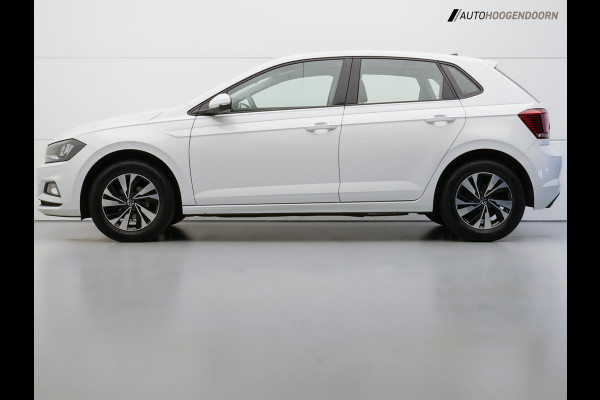Volkswagen Polo 1.0 TSI Comfortline Sport (LED,APPLE CARPLAY,ADAPTIVE CRUISE,LM-VELGEN,NIEUWE APK,SPORSTOELEN,AIRCO,TOPCONDITIE)
