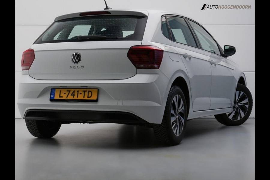 Volkswagen Polo 1.0 TSI Comfortline Sport (LED,APPLE CARPLAY,ADAPTIVE CRUISE,LM-VELGEN,NIEUWE APK,SPORSTOELEN,AIRCO,TOPCONDITIE)