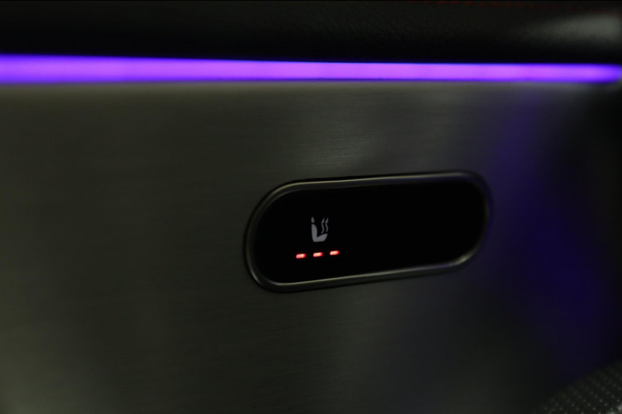 Mercedes-Benz CLA-Klasse 200 Business Solution AMG NAP/PANO/CAM/KEYLESS/LANEASSIST/VOL