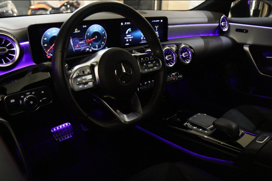 Mercedes-Benz CLA-Klasse 200 Business Solution AMG NAP/PANO/CAM/KEYLESS/LANEASSIST/VOL