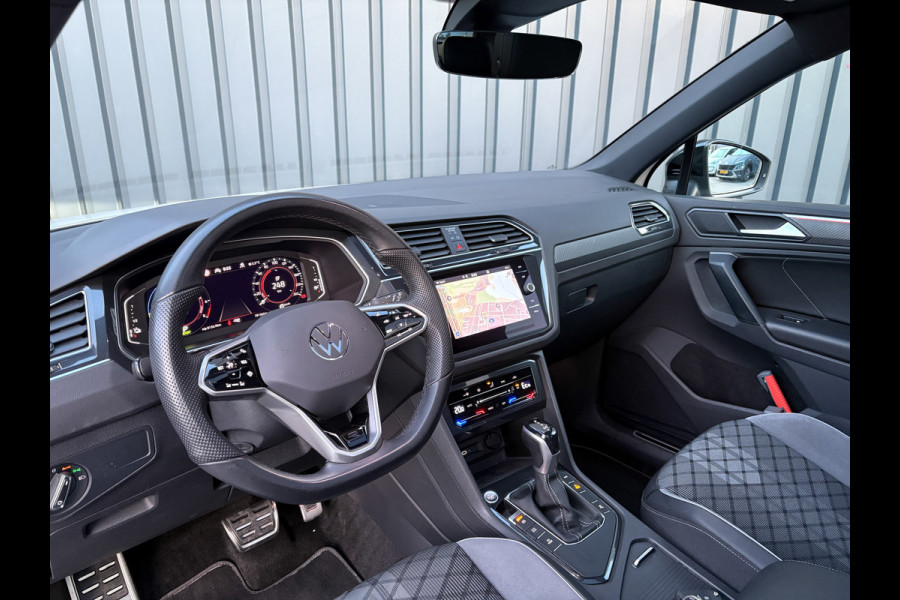 Volkswagen Tiguan 1.4 TSI eHybrid R-Line Business+ | 360 Camera | Panodak | 20'' | Keyless | Prijs Rijklaar!!