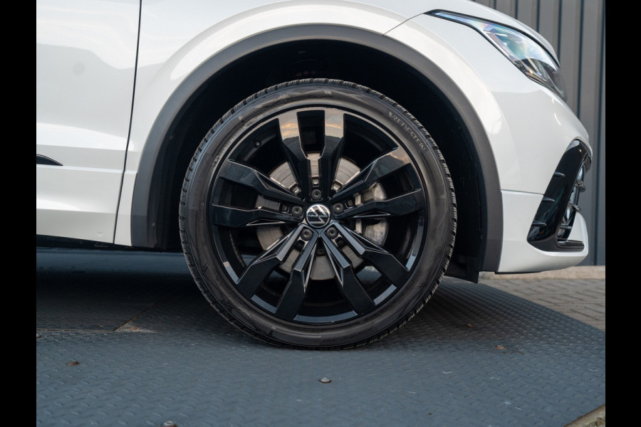 Volkswagen Tiguan 1.4 TSI eHybrid R-Line Business+ | 360 Camera | Panodak | 20'' | Keyless | Prijs Rijklaar!!