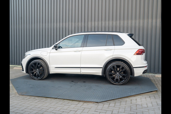 Volkswagen Tiguan 1.4 TSI eHybrid R-Line Business+ | 360 Camera | Panodak | 20'' | Keyless | Prijs Rijklaar!!