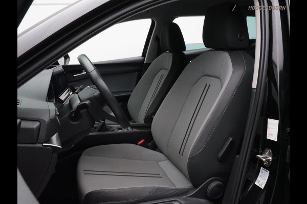 Seat Leon Sportstourer 1.0 TSI Style Business Intense Sport (APPLE CARPLAY,KEYLESS,LED,CAMERA.DIGITAAL DISPLAY,ADAPTIVE CRUISE)