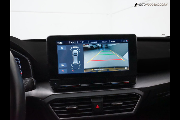 Seat Leon Sportstourer 1.0 TSI Style Business Intense Sport (APPLE CARPLAY,KEYLESS,LED,CAMERA.DIGITAAL DISPLAY,ADAPTIVE CRUISE)