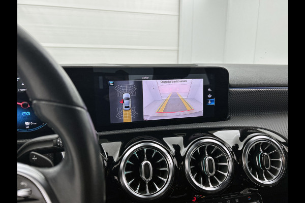 Mercedes-Benz A-Klasse 250 e Business Solution Luxury Limited (SFEERVERLICHTING, CAMERA, LEDER, 1e EIGENAAR, GOED ONDERHOUDEN)