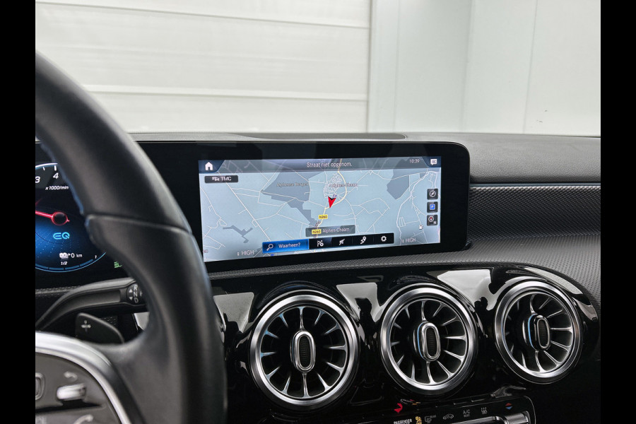 Mercedes-Benz A-Klasse 250 e Business Solution Luxury Limited (SFEERVERLICHTING, CAMERA, LEDER, 1e EIGENAAR, GOED ONDERHOUDEN)