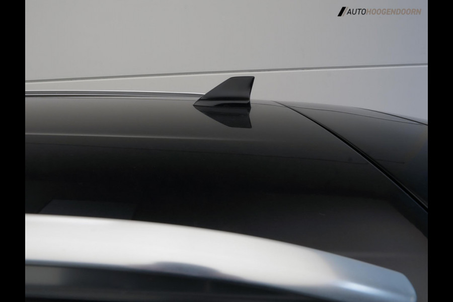 Ford FOCUS Wagon 1.0 Trend Edition Business Sport (NAVIGATIE,PARKEERSENSOREN,APPLE CARPLAY,LM-VELGEN,CAMERA,NIEUWE APK)