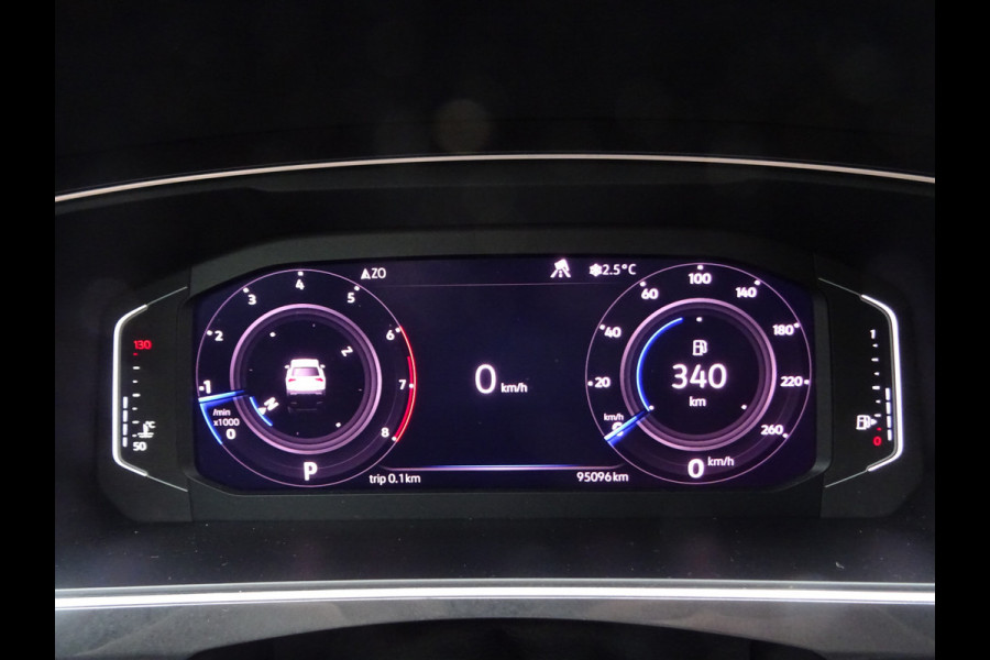 Volkswagen Tiguan 2.0 TSI 4Motion Highline Business R * CARPLAY * GOED ONDERH. !!