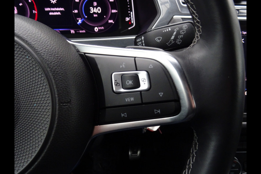 Volkswagen Tiguan 2.0 TSI 4Motion Highline Business R * CARPLAY * GOED ONDERH. !!