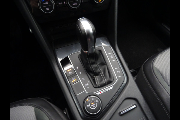 Volkswagen Tiguan 2.0 TSI 4Motion Highline Business R * CARPLAY * GOED ONDERH. !!
