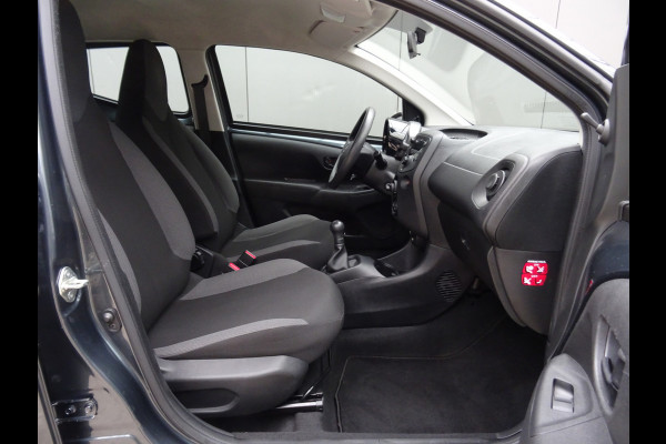 Toyota Aygo 1.0 VVT-i x-fun * BLUETOOTH * LED * GOED ONDERH. !!