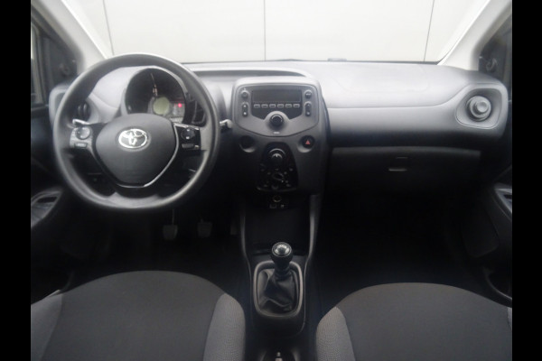 Toyota Aygo 1.0 VVT-i x-fun * BLUETOOTH * LED * GOED ONDERH. !!