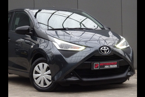 Toyota Aygo 1.0 VVT-i x-fun * BLUETOOTH * LED * GOED ONDERH. !!