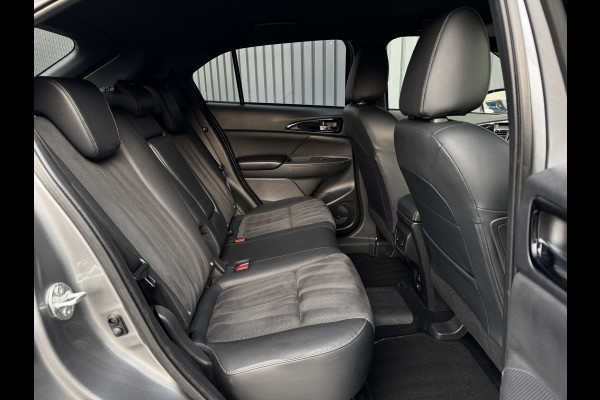 Mitsubishi Eclipse Cross 2.4 PHEV Executive | Dodehoek | 360 Camera | Adapt. Cruise | Trekhaak | Prijs Rijklaar!!