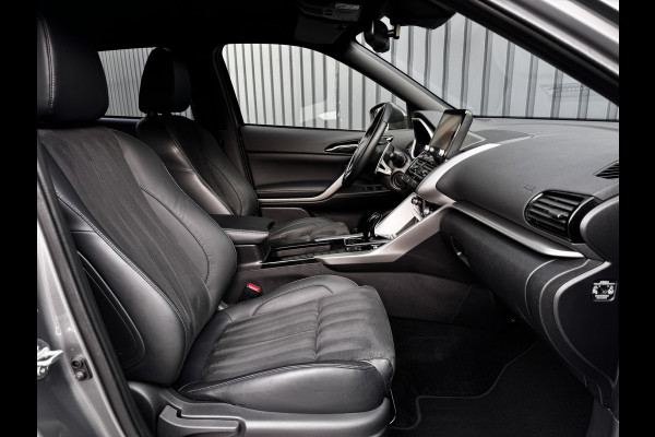 Mitsubishi Eclipse Cross 2.4 PHEV Executive | Dodehoek | 360 Camera | Adapt. Cruise | Trekhaak | Prijs Rijklaar!!