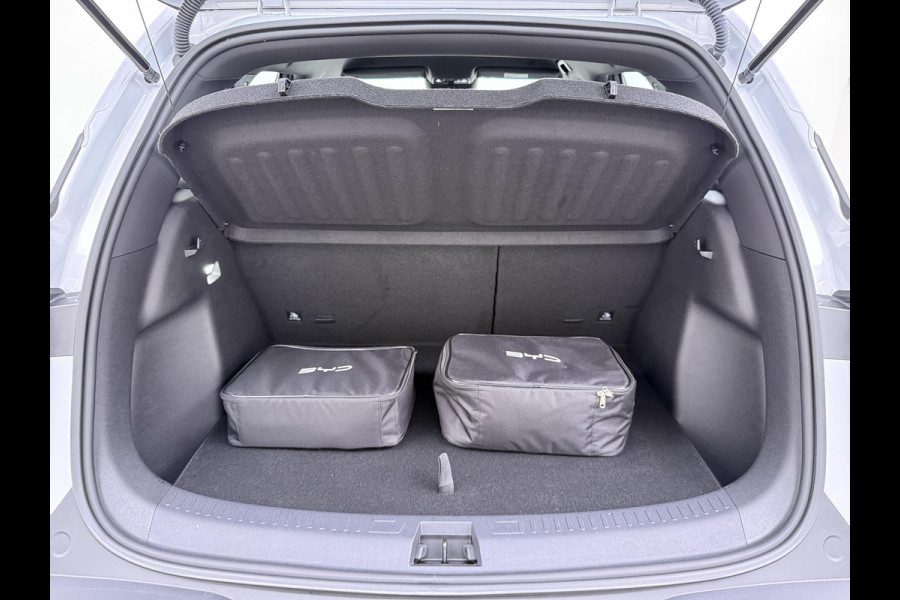 BYD ATTO 2 Boost 45 kWh DIRECT LEVERBAAR | Volledige BYD Fabrieksgarantie t/m 11-2030 of 150.000 km | Stoel & Stuurverwarming | Adaptieve Cruise | 360° Camera | Panoramadak | Dodehoekassistent | Origineel NL Auto