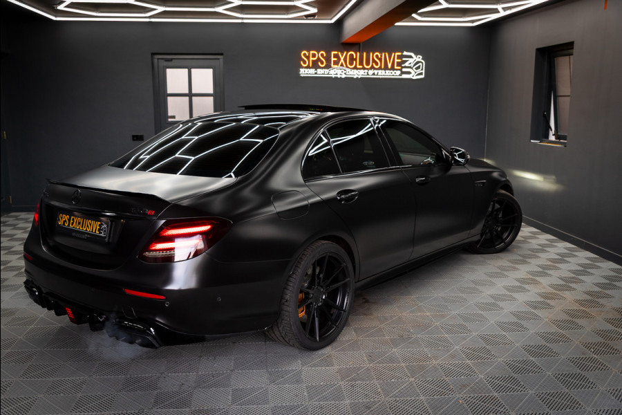 Mercedes-Benz E-Klasse AMG 63 S 4MATIC Premium Plus / Keramisch / Downpipes / Burmester / PPF / Pano / Luchtv. / Alarm / stoelverw/koeling / Mat wrap /  Vol optie