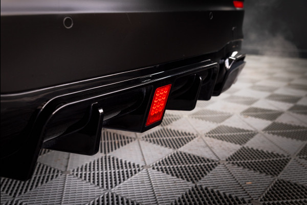 Mercedes-Benz E-Klasse AMG 63 S 4MATIC Premium Plus / Keramisch / Downpipes / Burmester / PPF / Pano / Luchtv. / Alarm / stoelverw/koeling / Mat wrap /  Vol optie