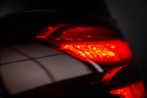 Mercedes-Benz E-Klasse AMG 63 S 4MATIC Premium Plus / Keramisch / Downpipes / Burmester / PPF / Pano / Luchtv. / Alarm / stoelverw/koeling / Mat wrap /  Vol optie