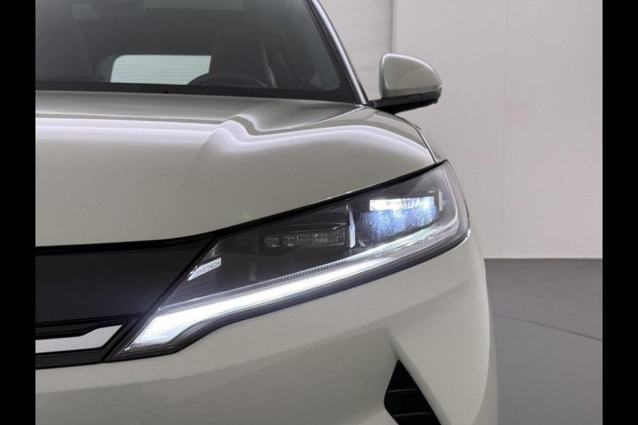 BYD ATTO 2 Boost 45 kWh DIRECT LEVERBAAR | Volledige BYD Fabrieksgarantie t/m 11-2030 of 150.000 km | Stoel & Stuurverwarming | Adaptieve Cruise | 360° Camera | Panoramadak | Dodehoekassistent | Origineel NL Auto