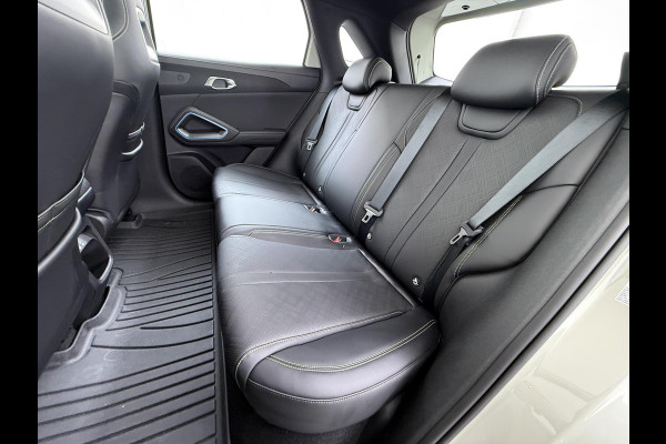 BYD ATTO 2 Boost 45 kWh DIRECT LEVERBAAR | Volledige BYD Fabrieksgarantie t/m 11-2030 of 150.000 km | Stoel & Stuurverwarming | Adaptieve Cruise | 360° Camera | Panoramadak | Dodehoekassistent | Origineel NL Auto