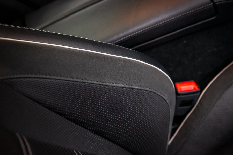 Mercedes-Benz E-Klasse AMG 63 S 4MATIC Premium Plus / Keramisch / Downpipes / Burmester / PPF / Pano / Luchtv. / Alarm / stoelverw/koeling / Mat wrap /  Vol optie