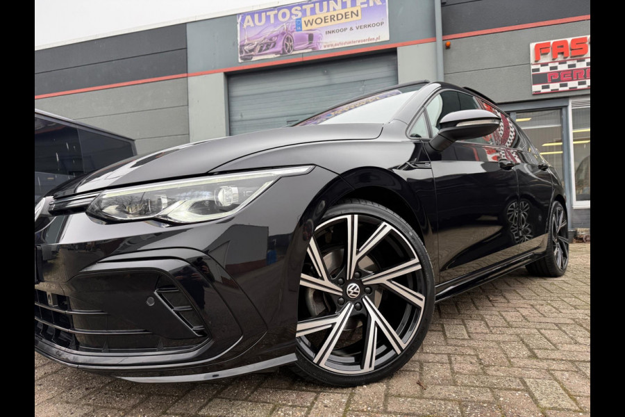 Volkswagen Golf 1.5 eTSI 2022 R-LINE DSG PANO ACC SIDE-ASSLEDER ALCANTARA