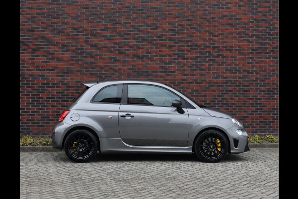 Abarth 695 Competizione | Grigio Sfrenato - Sabelt sportstoelen - Brembo - Beats