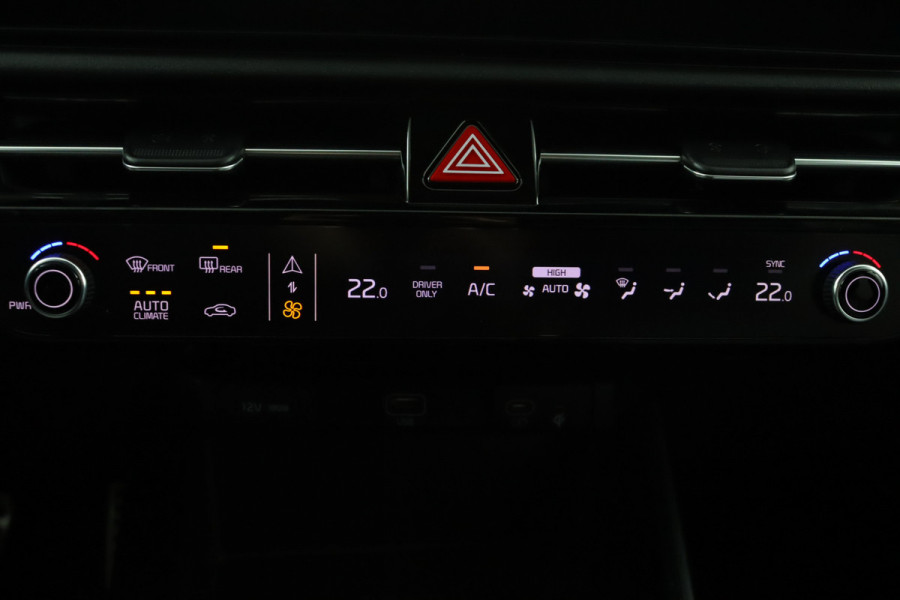 Kia Niro Launch Edition Apple Carplay/Android Auto - Cruise Control - Navigatie - Stoel/Stuur Verwarming - Stoel Verkoeling - Trekhaak - Fabrieksgarantie tot 09-2029