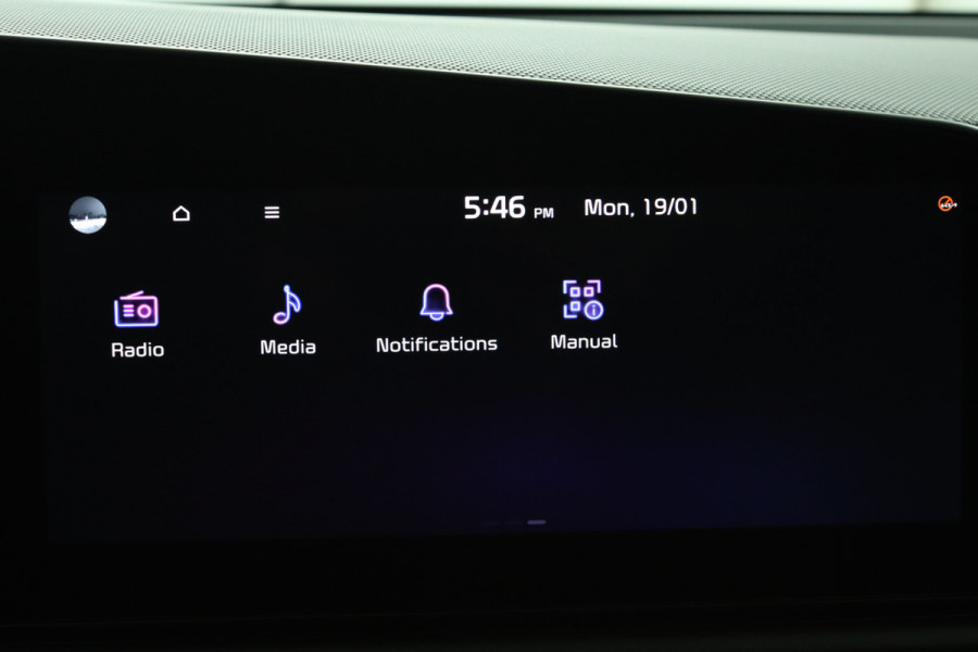 Kia Niro Launch Edition Apple Carplay/Android Auto - Cruise Control - Navigatie - Stoel/Stuur Verwarming - Stoel Verkoeling - Trekhaak - Fabrieksgarantie tot 09-2029