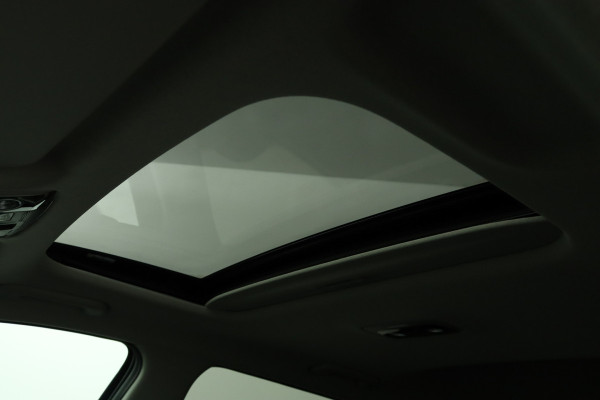 Kia Niro Launch Edition Apple Carplay/Android Auto - Cruise Control - Navigatie - Stoel/Stuur Verwarming - Stoel Verkoeling - Trekhaak - Fabrieksgarantie tot 09-2029