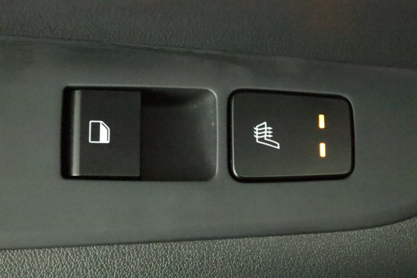 Kia Niro Launch Edition Apple Carplay/Android Auto - Cruise Control - Navigatie - Stoel/Stuur Verwarming - Stoel Verkoeling - Trekhaak - Fabrieksgarantie tot 09-2029