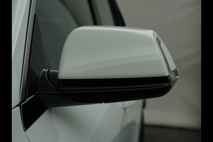 Kia Niro 1.6 GDi Hybrid DynamicLine Apple Carplay/Android Auto - Cruise Control - Climate Control - Navigatie - Achteruitrijcamera - Fabrieksgarantie tot 03-2030