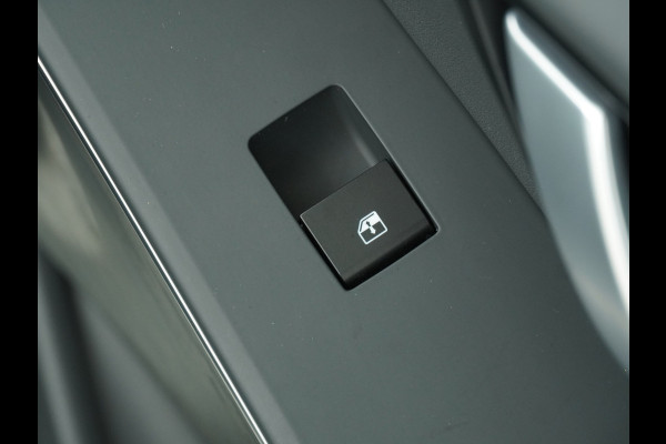 Kia Niro 1.6 GDi Hybrid DynamicLine Apple Carplay/Android Auto - Cruise Control - Climate Control - Navigatie - Achteruitrijcamera - Fabrieksgarantie tot 03-2030