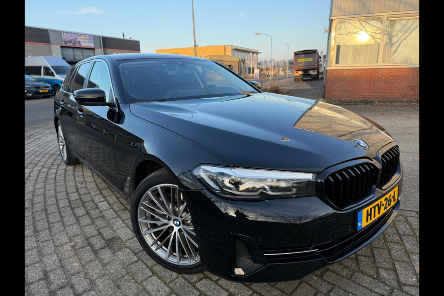 BMW 5 Serie Touring 530i HYBRID 2022 HIGH EXECUTIVE AUT LEDER CARPLAY LUXE