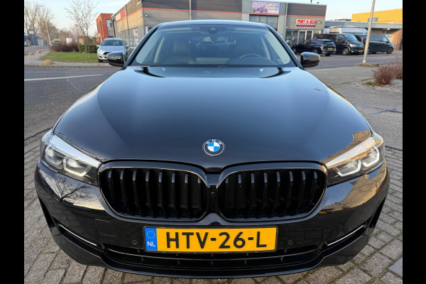 BMW 5 Serie Touring 530i HYBRID 2022 HIGH EXECUTIVE AUT LEDER CARPLAY LUXE