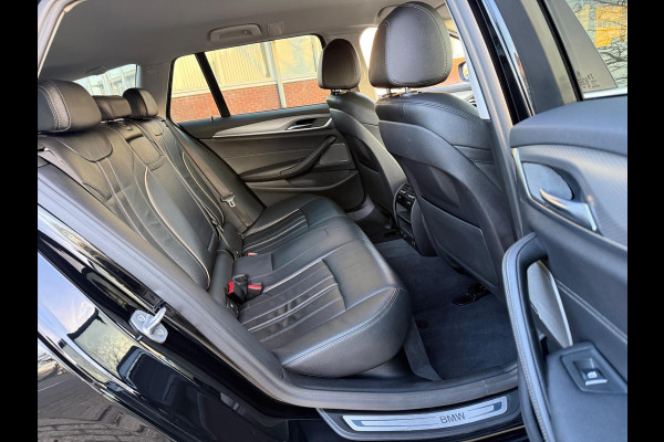 BMW 5 Serie Touring 530i HYBRID 2022 HIGH EXECUTIVE AUT LEDER CARPLAY LUXE