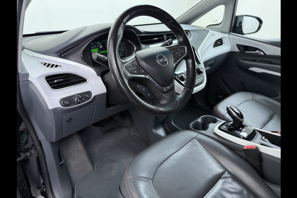 Opel Ampera-E 65kWh SOH 100% Leer Stuur+Stoelverwarming Camera Ecc Adap.Cruise Apple Carplay Android Auto Pdc Bose®-Sound Innovation Business  Autom.Inparkeren Dodehoek BTMS Assistent Lane Assist Lmv 17" Isofix Led Rijstrooksensor Keyless Xenon Wifi Origineel Nederlandse Auto, licht van gewicht, -en zeer energie-efficient!