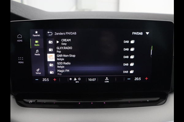 Škoda Octavia 1.0 e-TSI Sport | Trekhaak | Carplay | Navigatie | Sportstoelen | Full LED | 18'' | Parkeerhulp | Sfeerverlichting | Cruise control | Climate control | Bluetooth