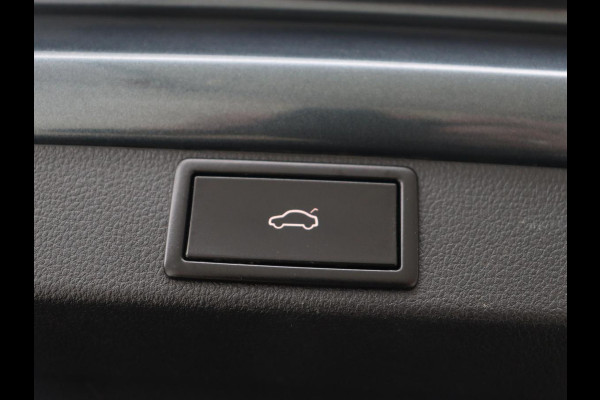 Škoda Octavia 1.0 e-TSI Sport | Trekhaak | Carplay | Navigatie | Sportstoelen | Full LED | 18'' | Parkeerhulp | Sfeerverlichting | Cruise control | Climate control | Bluetooth