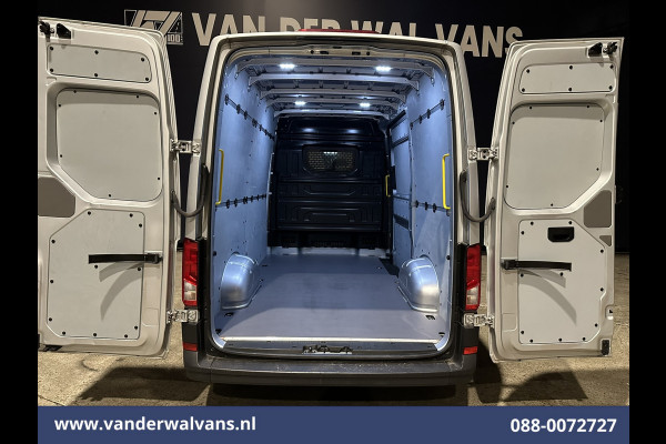 Volkswagen Crafter 2.0 TDI 140pk L3H3 L2H2 Euro6 Airco | Navigatie | Apple Carplay | Cruisecontrol Android Auto, Bijrijdersbank, 3000kg trekvermogen, zilver