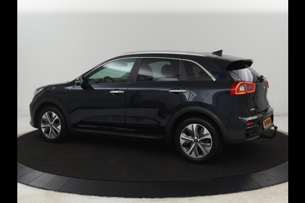Kia e-Niro ExecutiveLine 64 kWh | SOH 100% | Leder | Stoelventilatie | Adaptive cruise | Camera | Warmtepomp | Trekhaak | Achterbankverwarming | Carplay | Full LED | Keyless | Navigatie | JBL Sound