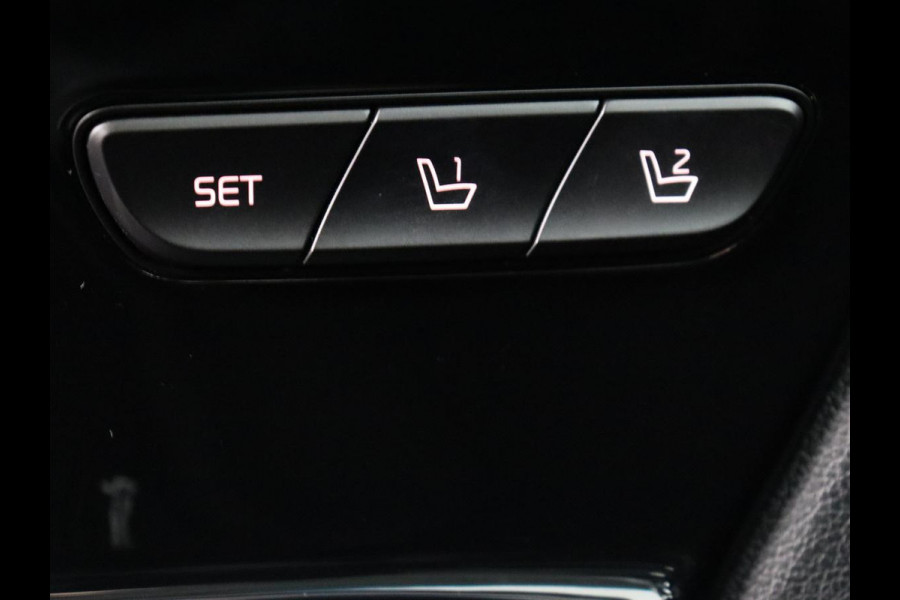 Kia e-Niro ExecutiveLine 64 kWh | SOH 100% | Leder | Stoelventilatie | Adaptive cruise | Camera | Warmtepomp | Trekhaak | Achterbankverwarming | Carplay | Full LED | Keyless | Navigatie | JBL Sound