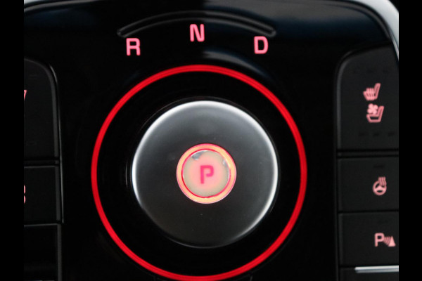 Kia e-Niro ExecutiveLine 64 kWh | SOH 100% | Leder | Stoelventilatie | Adaptive cruise | Camera | Warmtepomp | Trekhaak | Achterbankverwarming | Carplay | Full LED | Keyless | Navigatie | JBL Sound