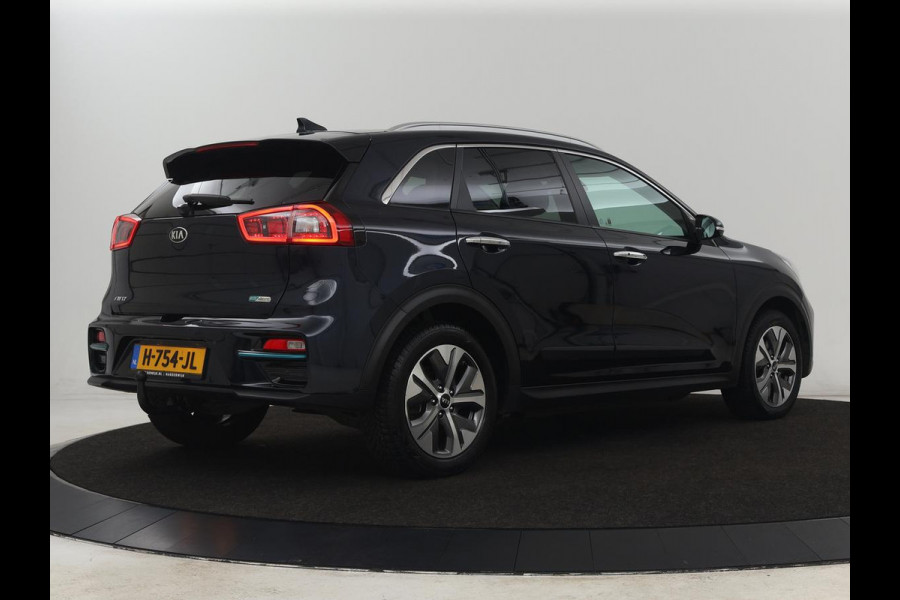 Kia e-Niro ExecutiveLine 64 kWh | SOH 100% | Leder | Stoelventilatie | Adaptive cruise | Camera | Warmtepomp | Trekhaak | Achterbankverwarming | Carplay | Full LED | Keyless | Navigatie | JBL Sound