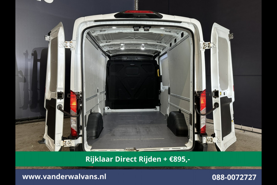 Ford Transit 2.0 TDCI 131pk L3H2 Euro6 *Rijklaar Direct Rijden* Airco | Camera | Navigatie | Apple Carplay | Android Auto | Stoelverwarming Verwarmde voorruit, Cruisecontrol, Parkeersensoren, Elektrisch verstelbare bestuurdersstoel, Bijrijdersbank