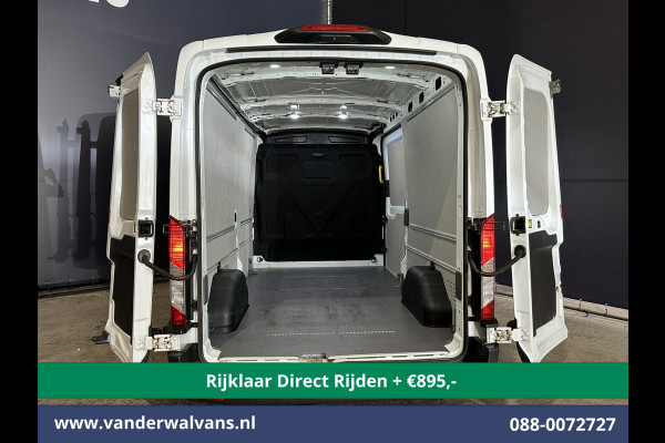 Ford Transit 2.0 TDCI 131pk L3H2 Euro6 *Rijklaar Direct Rijden* Airco | Camera | Navigatie | Apple Carplay | Android Auto | Stoelverwarming Verwarmde voorruit, Cruisecontrol, Parkeersensoren, Elektrisch verstelbare bestuurdersstoel, Bijrijdersbank